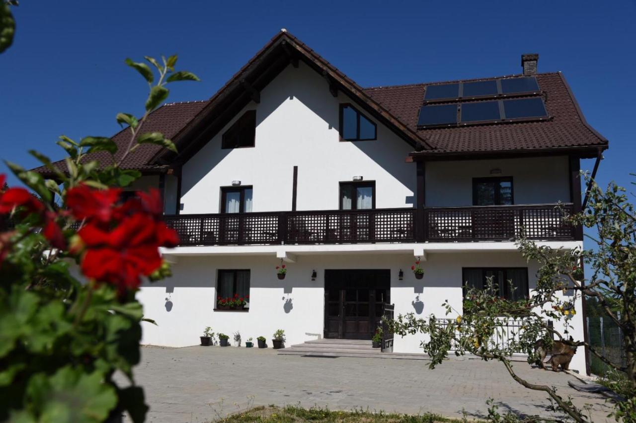 فندق Casa Poienarilor Sîmbăta de Sus المظهر الخارجي الصورة